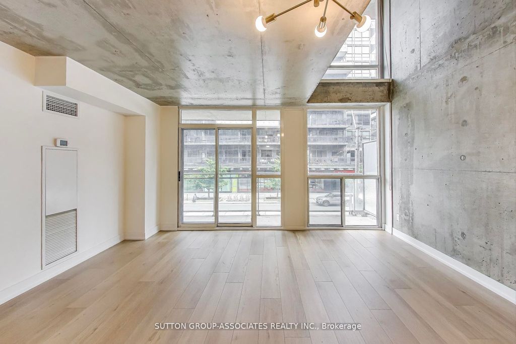 Photo of 1029 King Street W #213, Toronto, ON M6K 3M9 (MLS # C12475967)