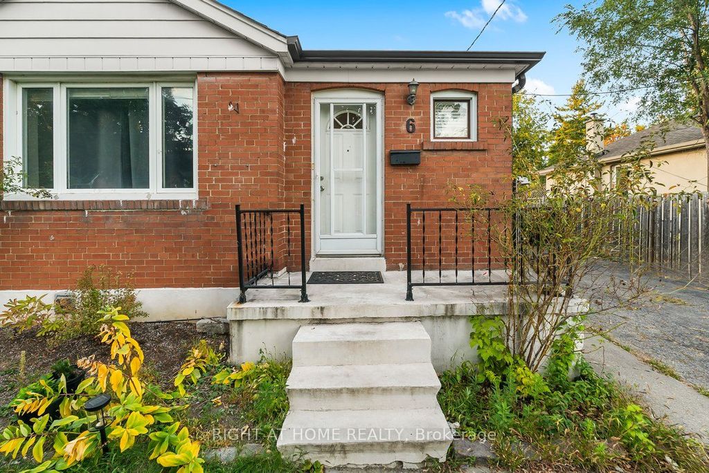 Photo of 6 Melody Road, Toronto, ON M9M 1C7 (MLS # W12417399)