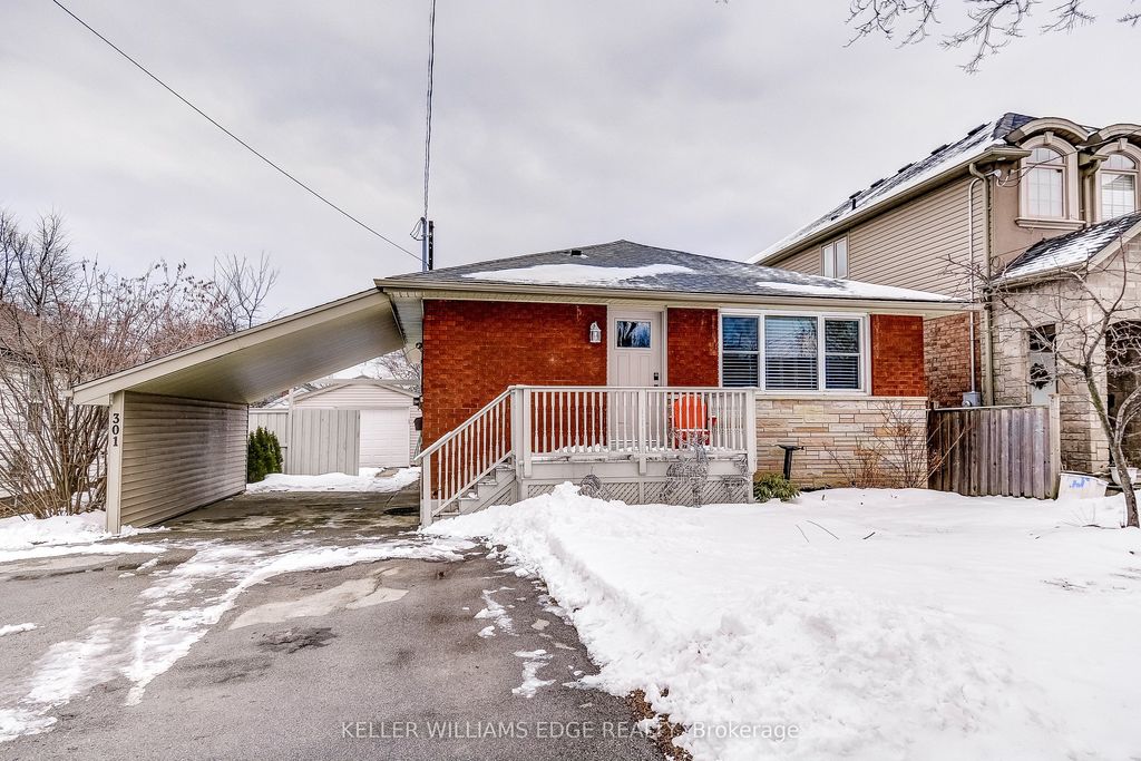 Photo of 301 East 43rd Street, Hamilton, ON L8T 3C6 (MLS # X12828204)
