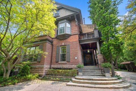 35 Rosedale Road 1 Toronto ON M4W 2P5