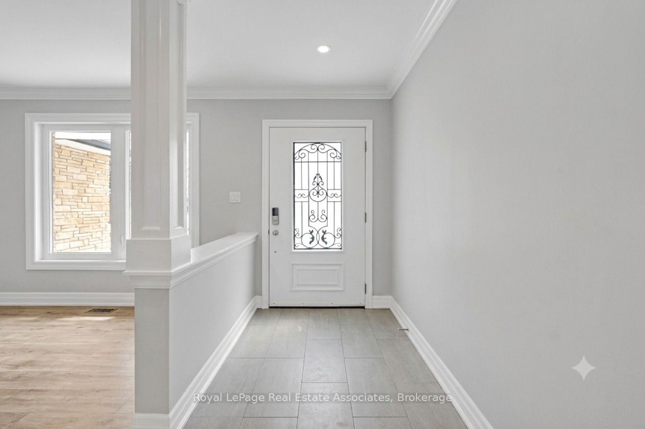 44 McClellan Road