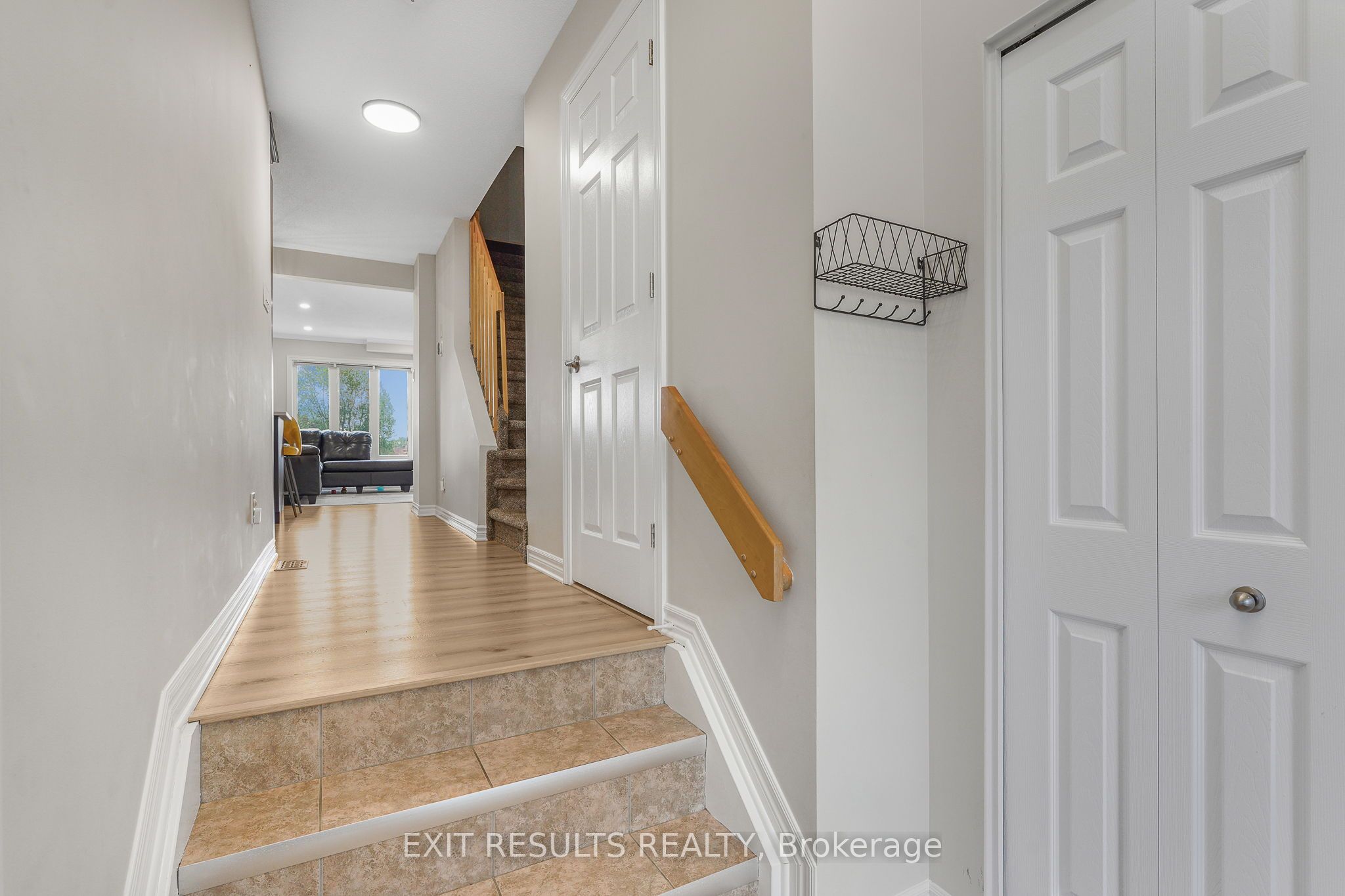2609 RAYMOND Street - Photo 4