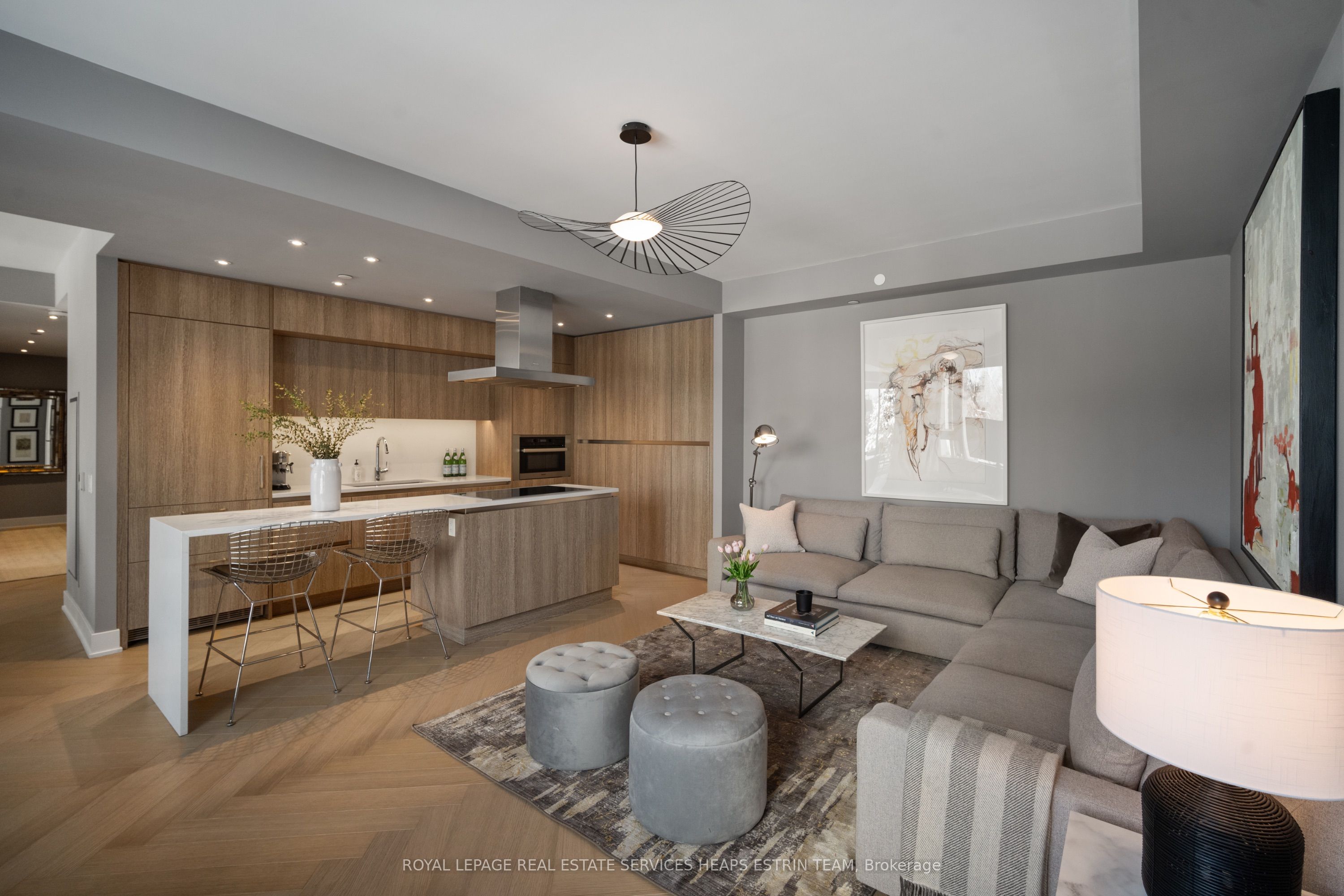 6 Jackes Avenue 301