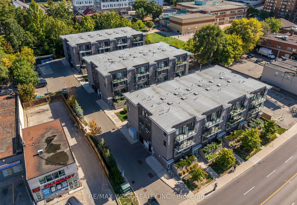 Photo of 2061 Weston Road #32, Toronto, ON M9N 1X7 (MLS # W12389096)