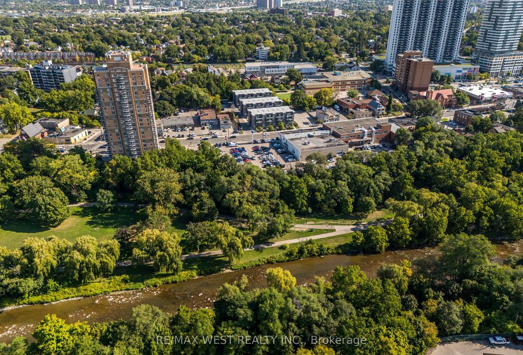 Photo of 2061 Weston Road #32, Toronto, ON M9N 1X7 (MLS # W12389096)