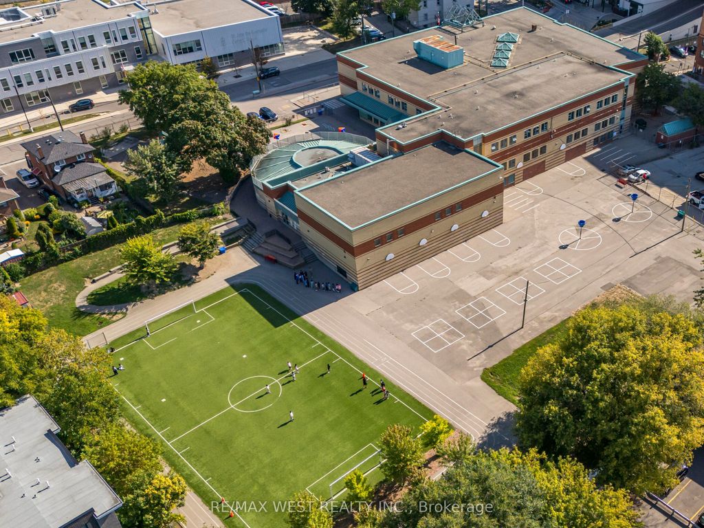 Photo of 2061 Weston Road #32, Toronto, ON M9N 1X7 (MLS # W12389096)