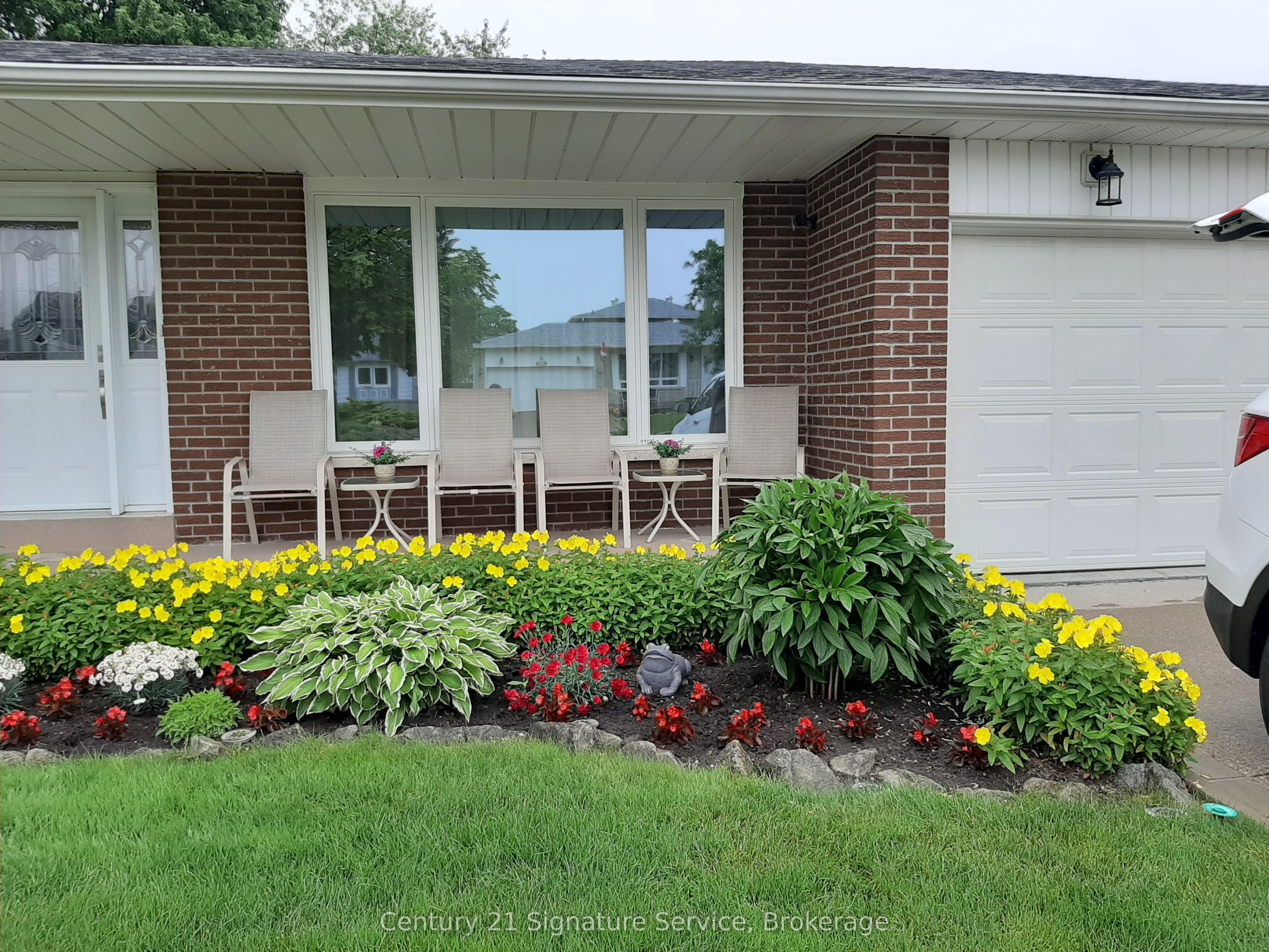 854 Forestwood Drive