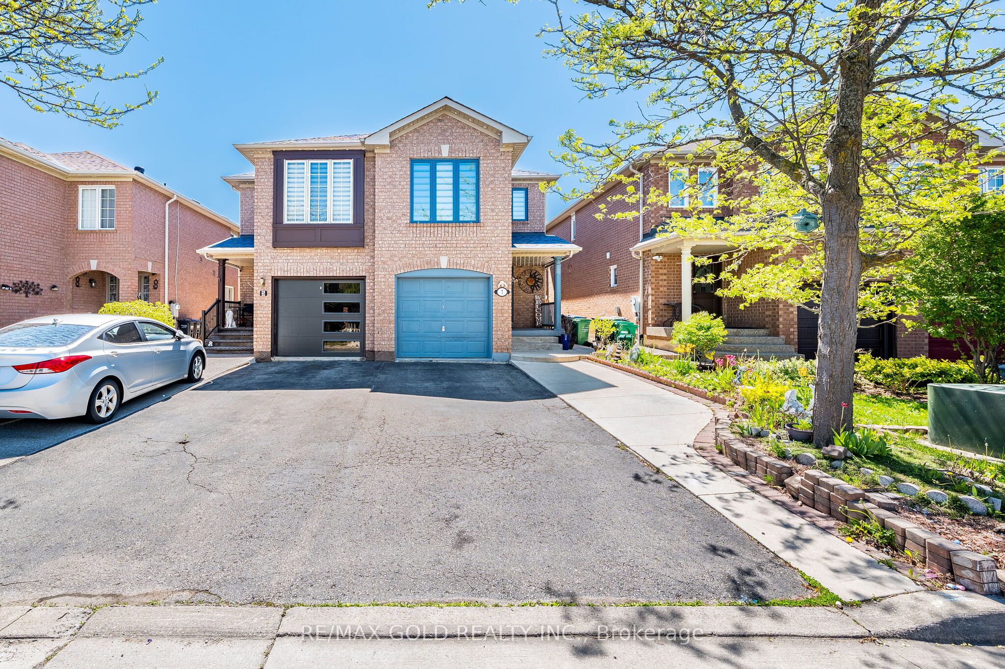 7 Roadmaster Lane