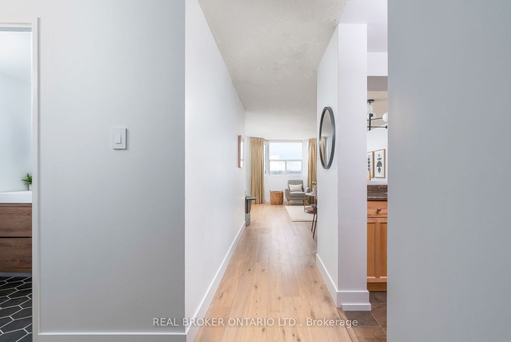 Photo of 3845 Lake Shore Boulevard W #1601, Toronto, ON M8W 4Y3 (MLS # W13024194)