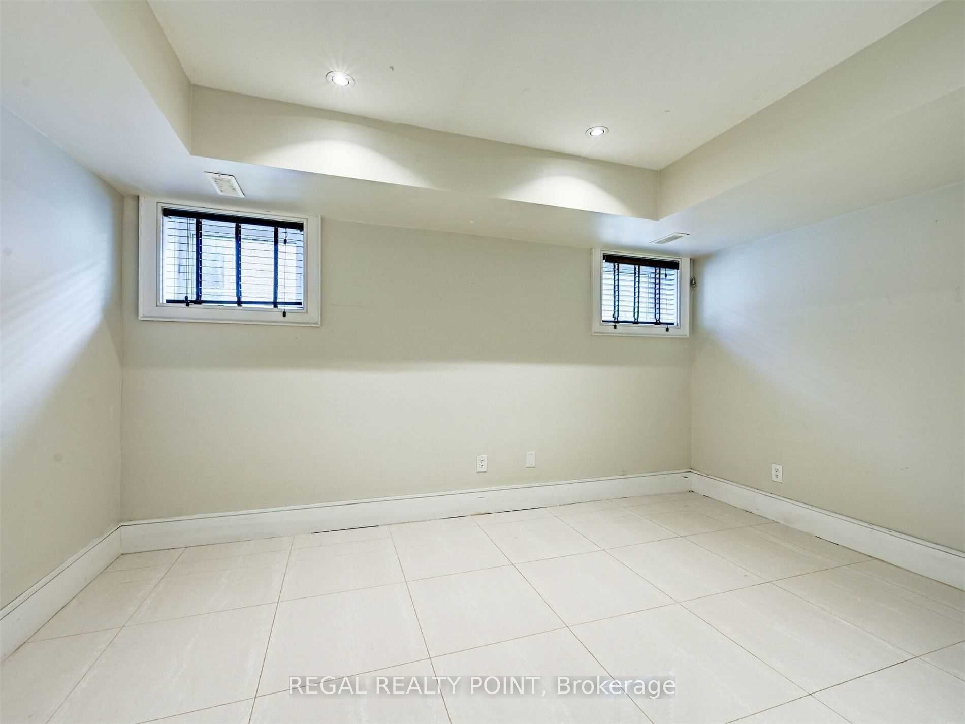 63 Burrows Avenue BASEMENT UNIT