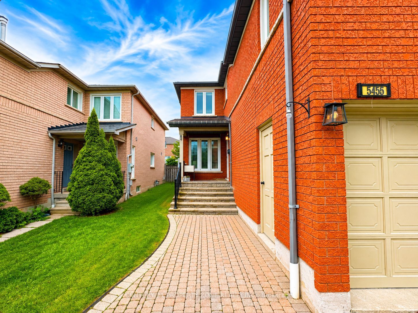 5456 Palmerston Crescent