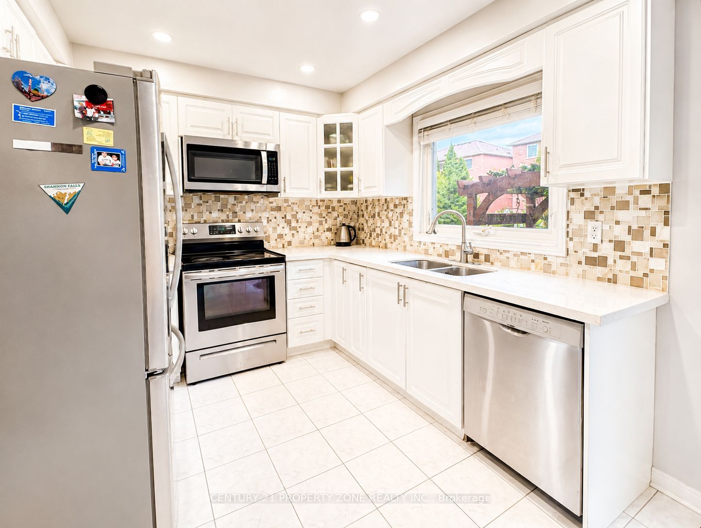 5456 Palmerston Crescent