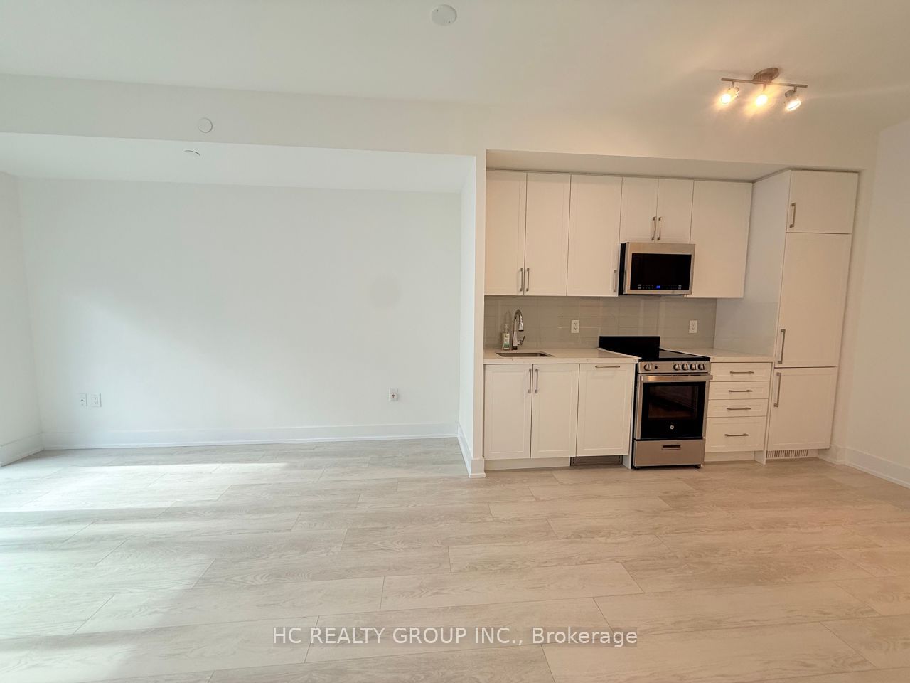 2450 Old Bronte Road 328