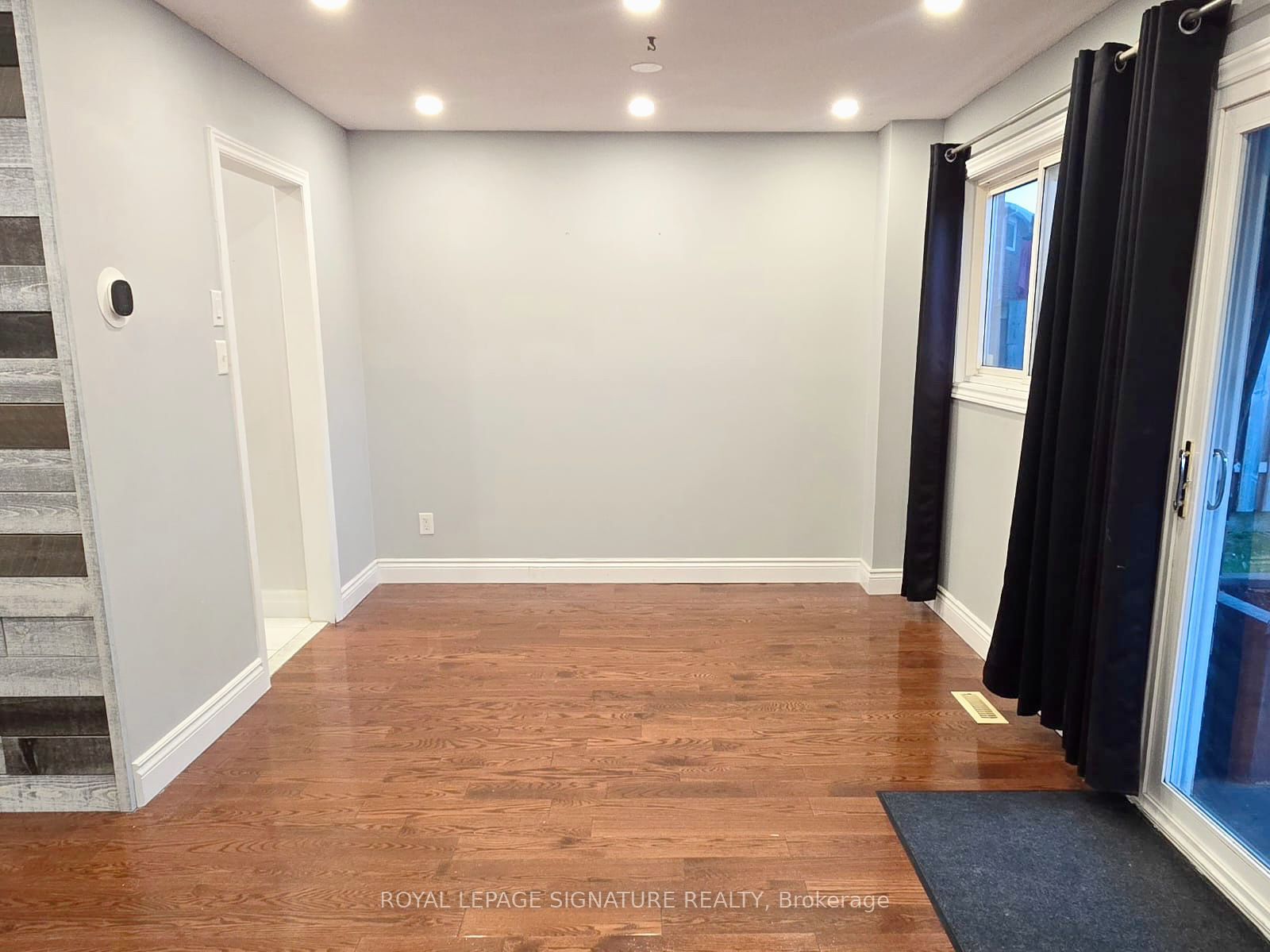 76 Crenshaw Court Upper