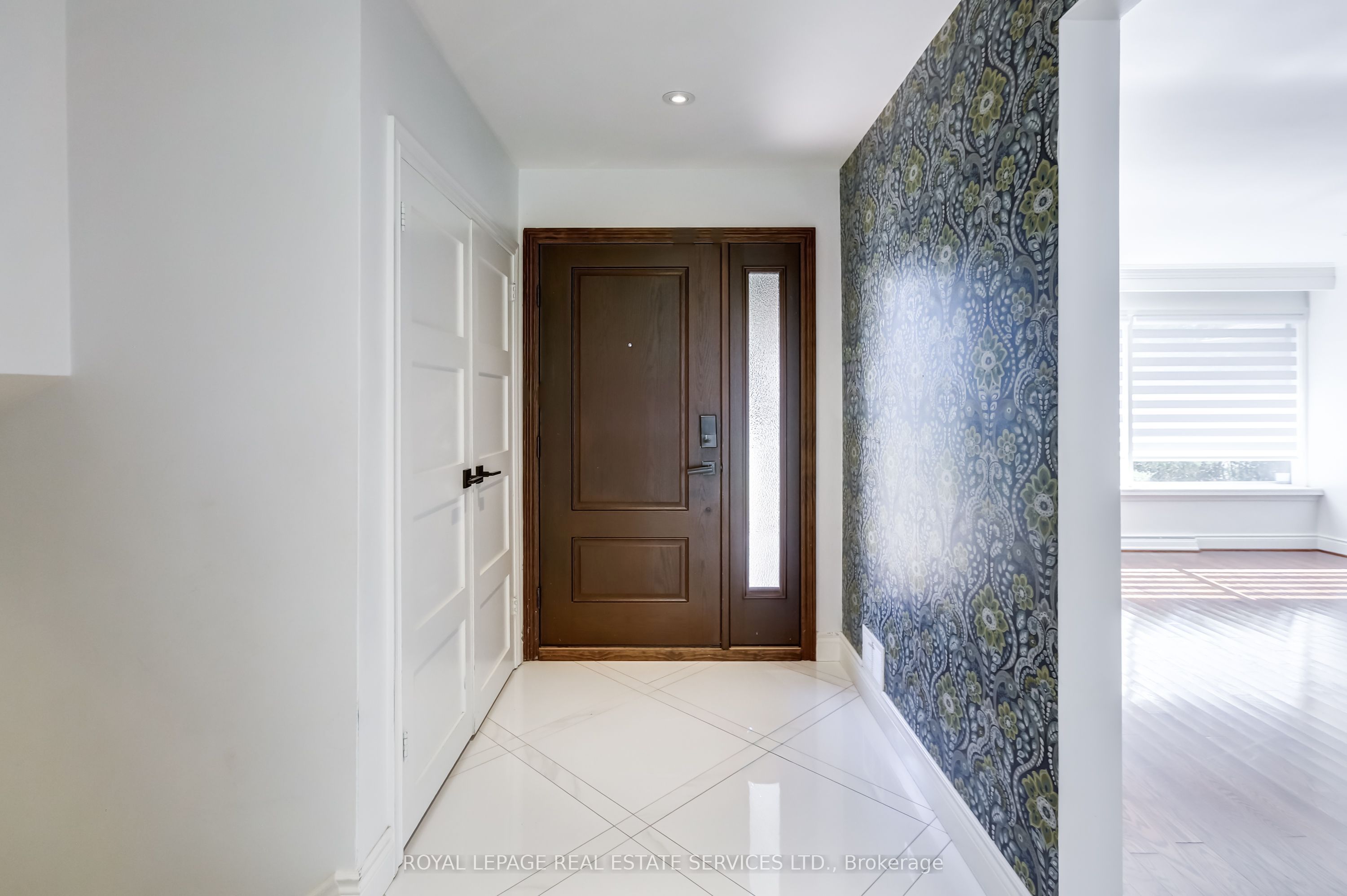 75 Ravensbourne Crescent