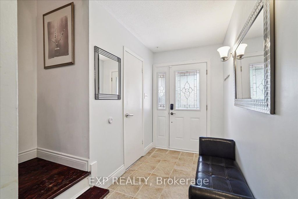 Photo of 65 Greenwich Circle, Brampton, ON L6S 2E8 (MLS # W12986022)