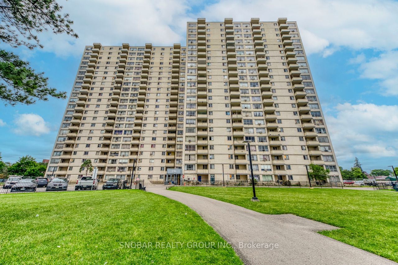 Photo 1 of 13 — 340 Dixon Road 804, Toronto, ON M9R 1T1
