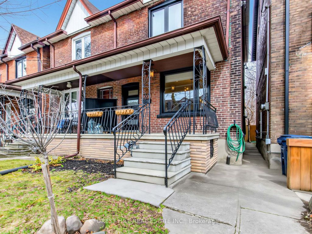 Photo of 351 Montrose Avenue, Toronto, ON M6G 3G9 (MLS # C13019392)