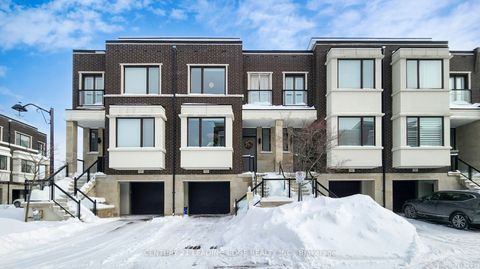 42 Genuine Lane Richmond Hill ON L4B 0E5