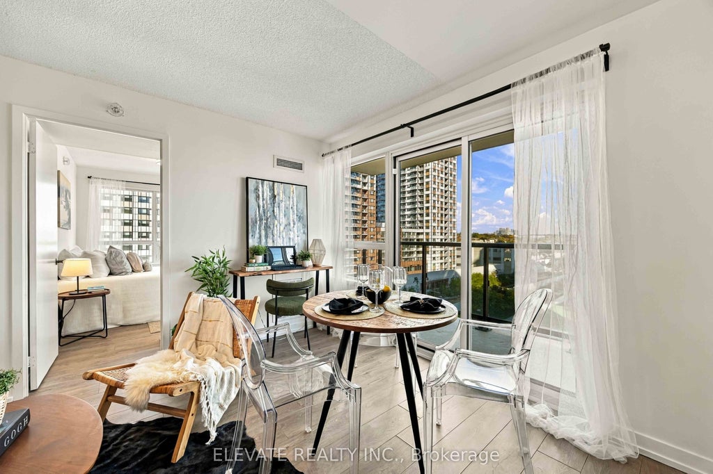 Photo of 1420 Dupont Street #814, Toronto, ON P1B 8Z4 (MLS # W14093230)