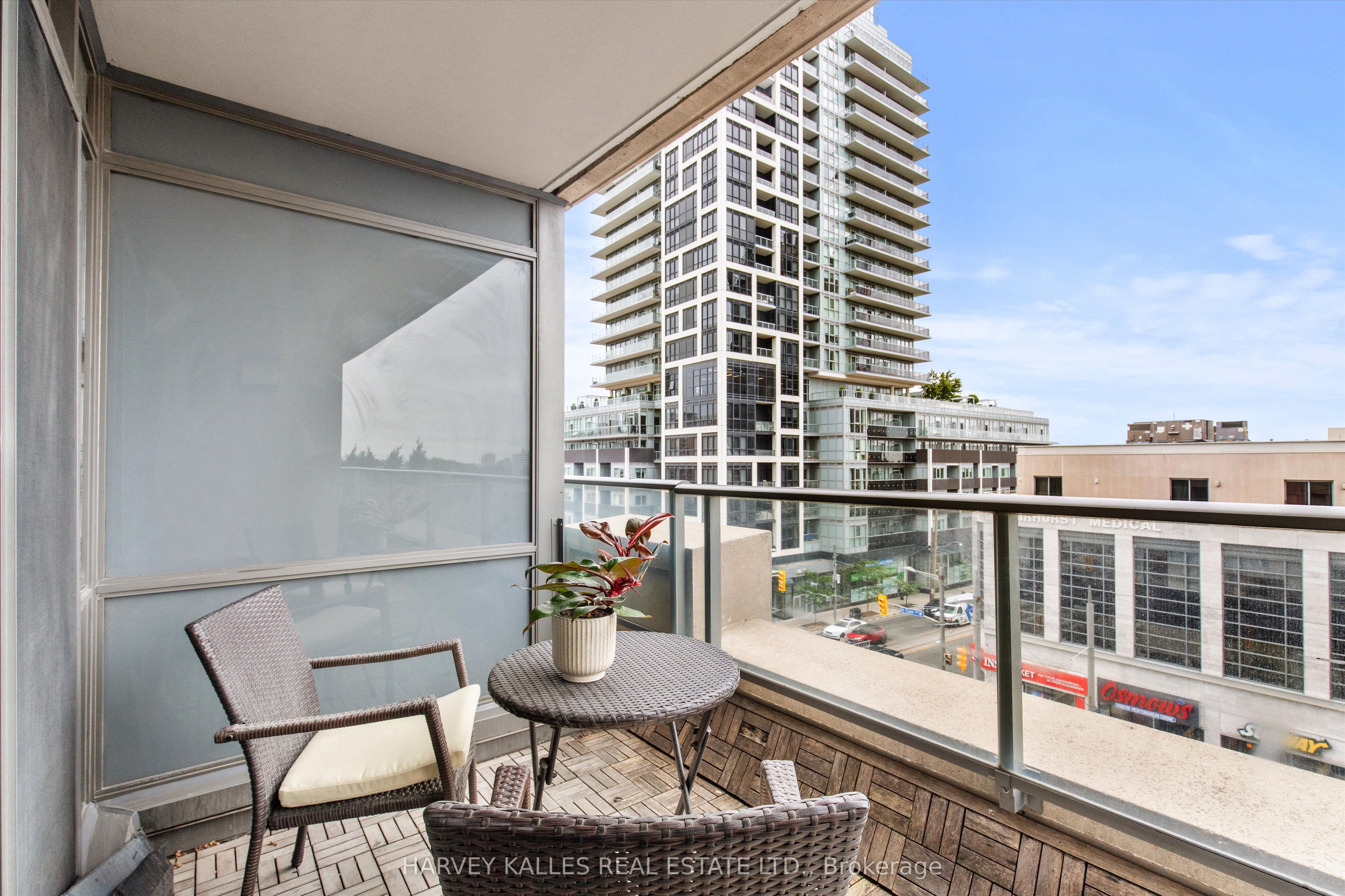 500 St Clair Avenue W 408