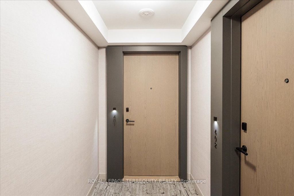Photo of 10 Eva Road #401, Toronto, ON M9C 1E8 (MLS # W13079758)