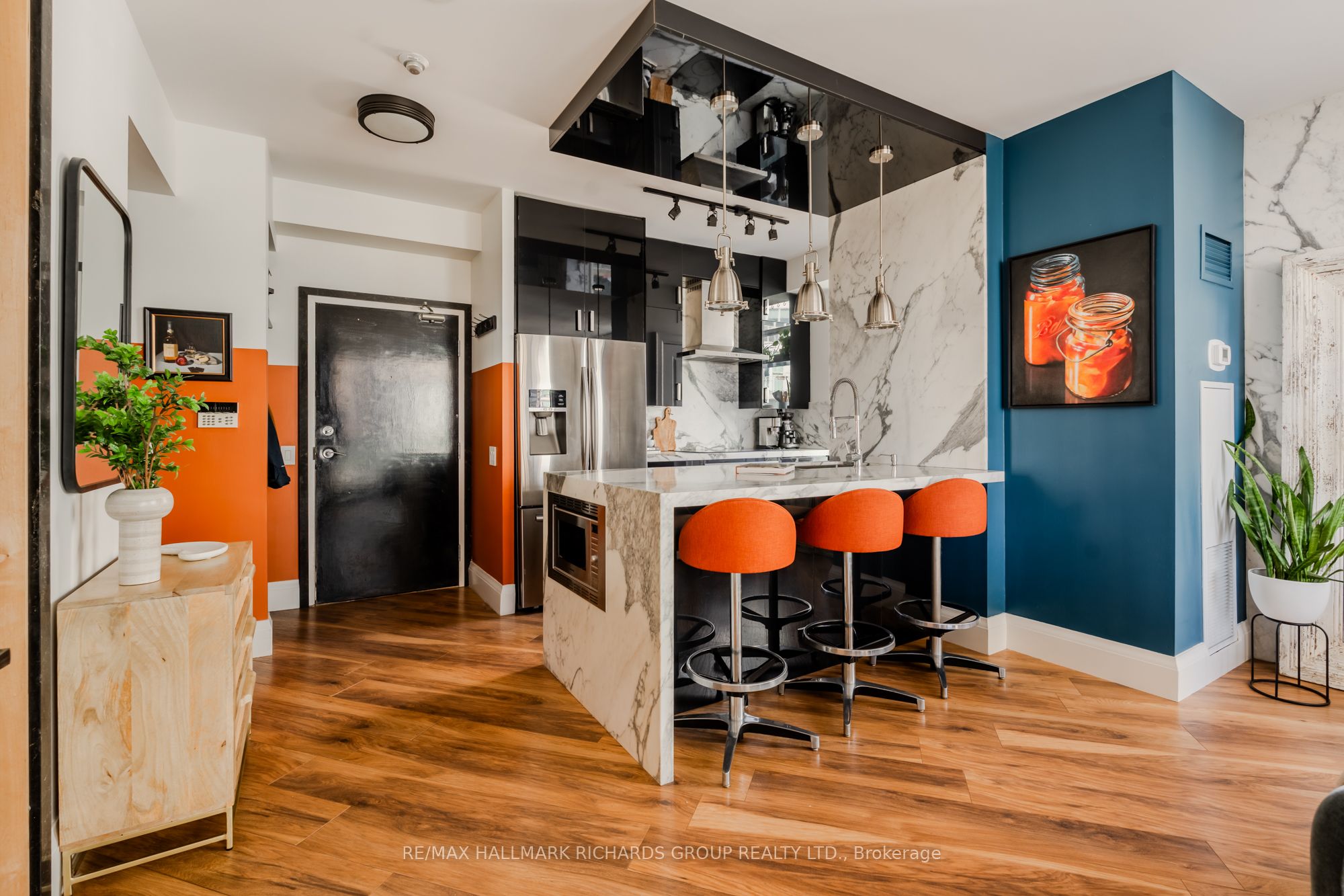 5 Marine Parade Drive 909