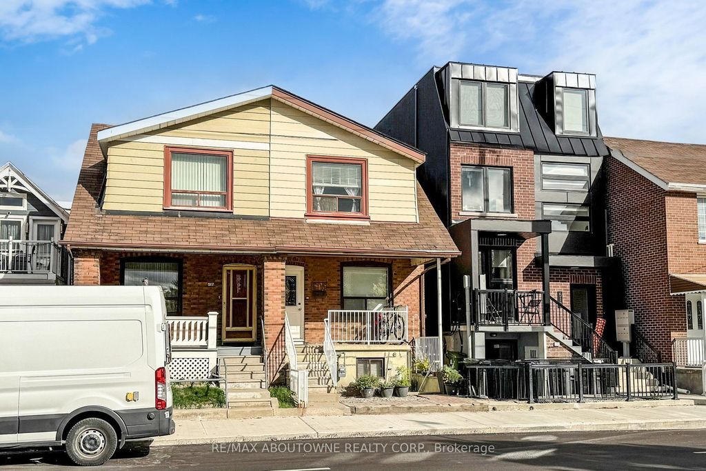 Photo of 515 Ossington Avenue, Toronto, ON M6G 3T3 (MLS # C12593278)