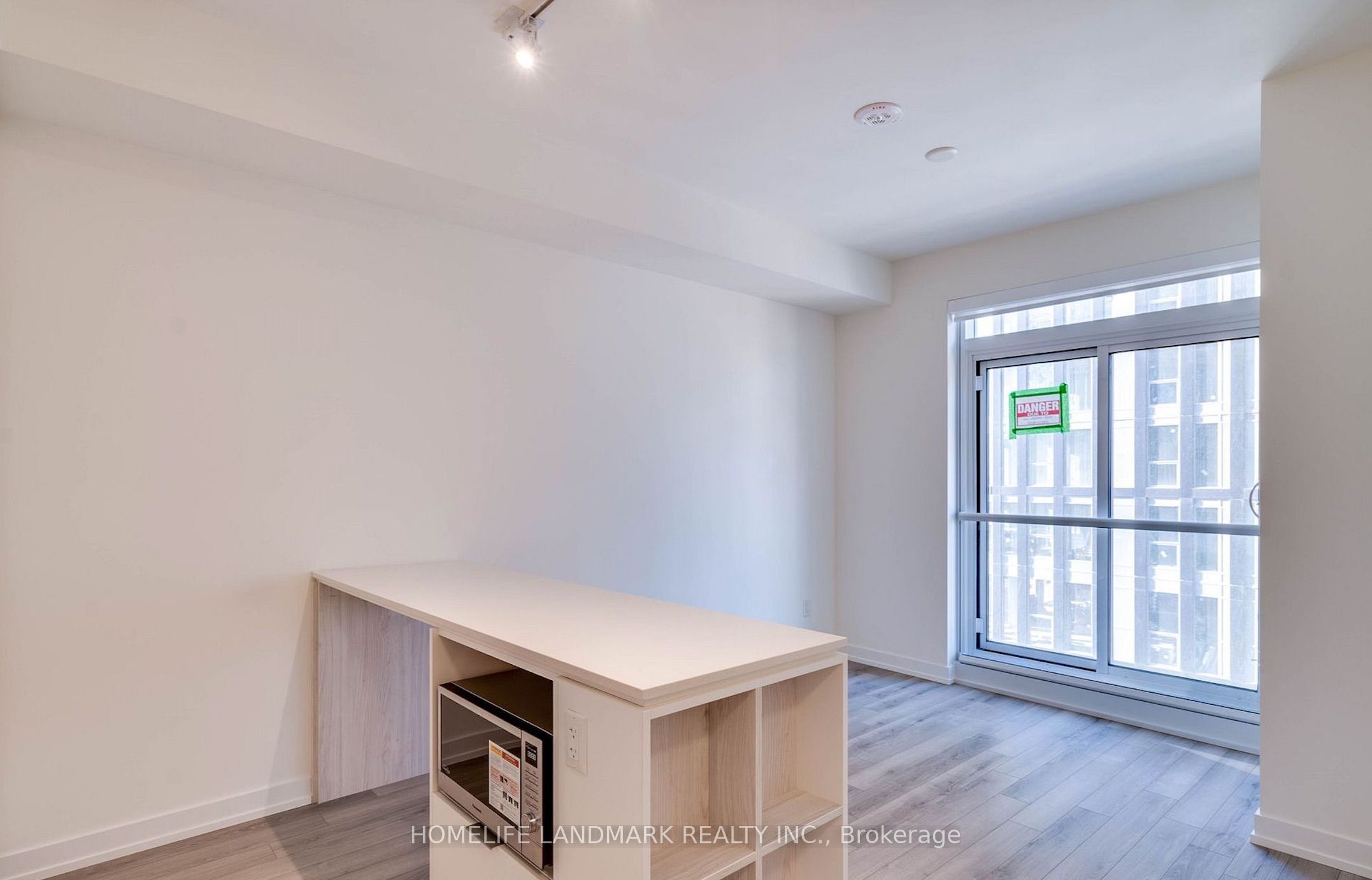 89 Church Street 1201