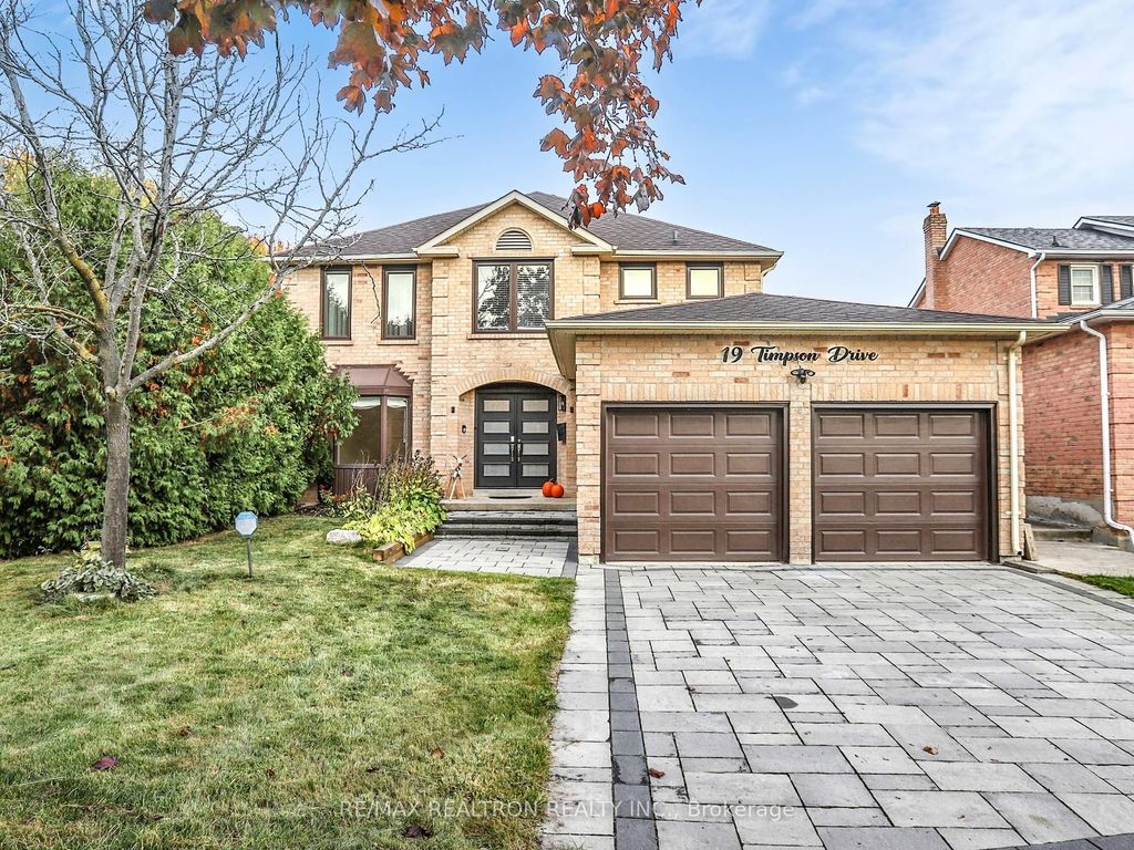 Photo of 19 Timpson Drive, Aurora, ON L4G 5K7 (MLS # N12475228)