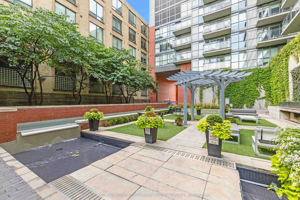 Photo of 775 W King Street W #811, Toronto, ON M5V 2K3 (MLS # C12432322)