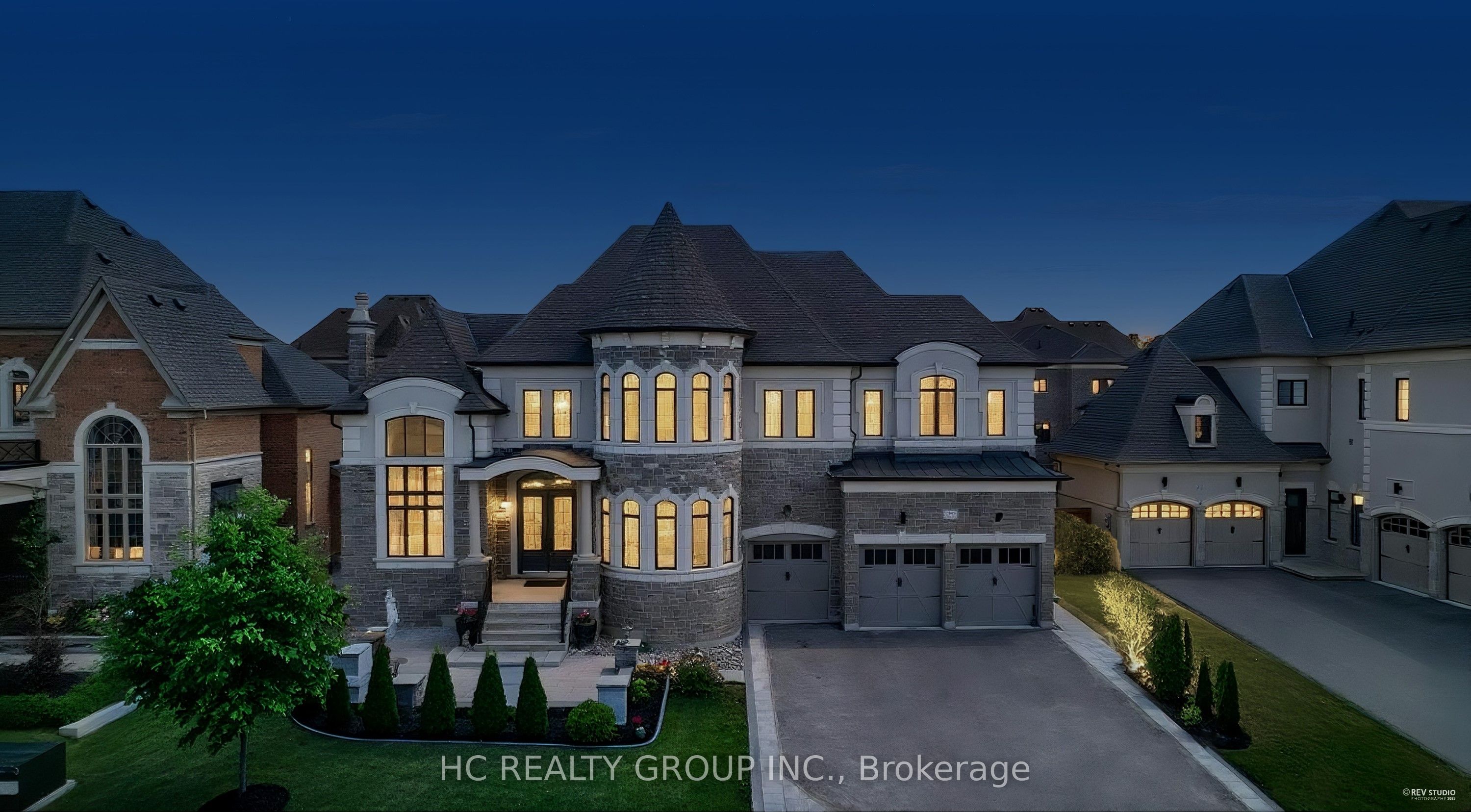 27 Sir Henry Court