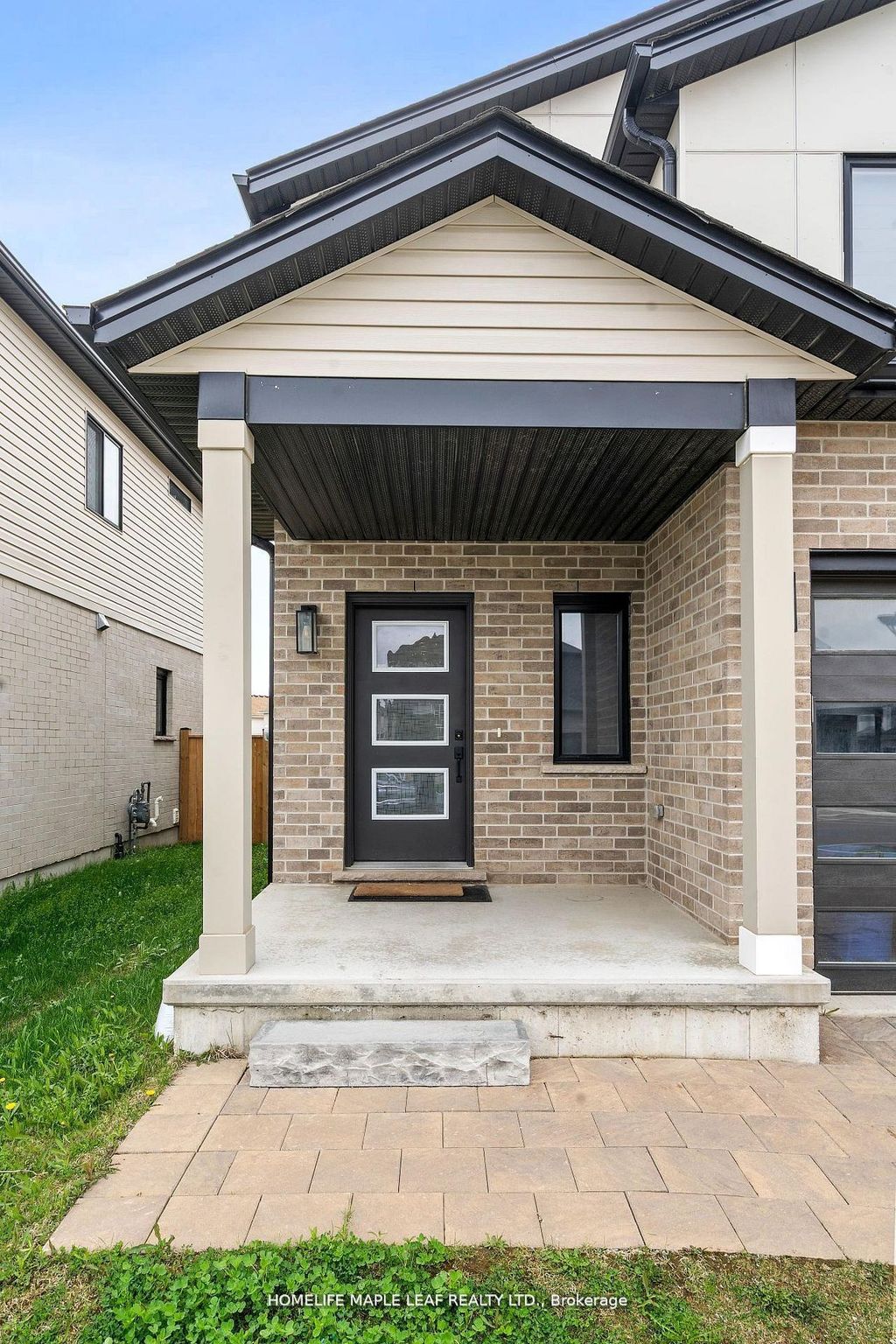 Photo of 93 Middleton Avenue, London South, ON N6L 0G4 (MLS # X12608464)