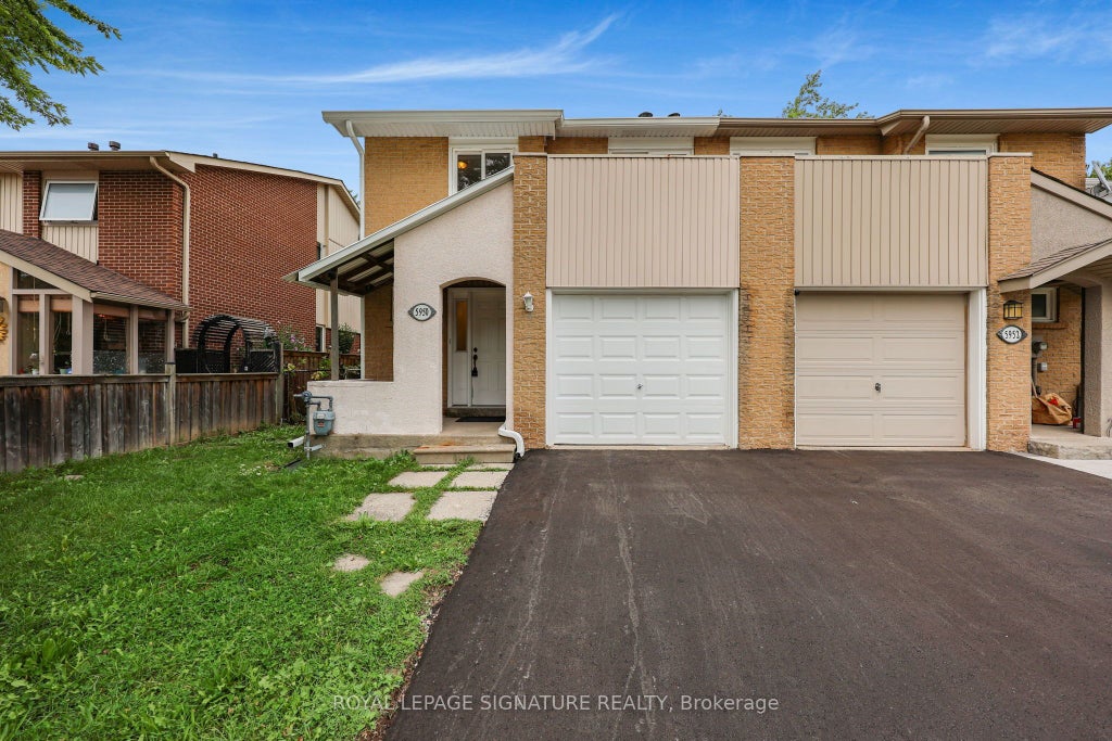 Photo of 5950 Chidham Crescent, Mississauga, ON L5N 2R9 (MLS # W13751456)