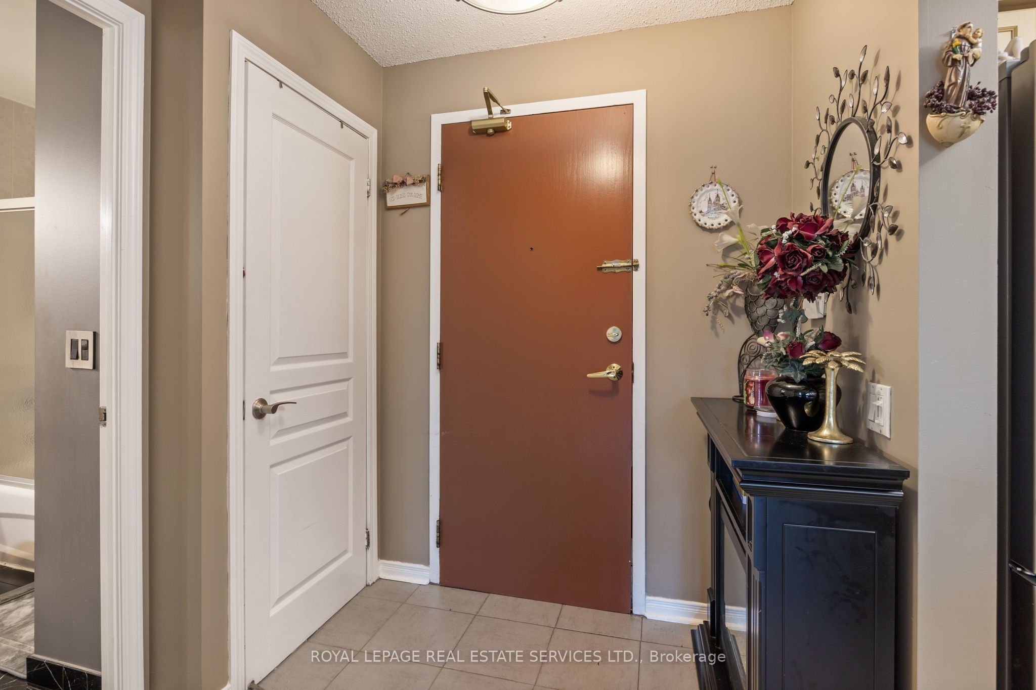 9 Northern Heights Drive 101