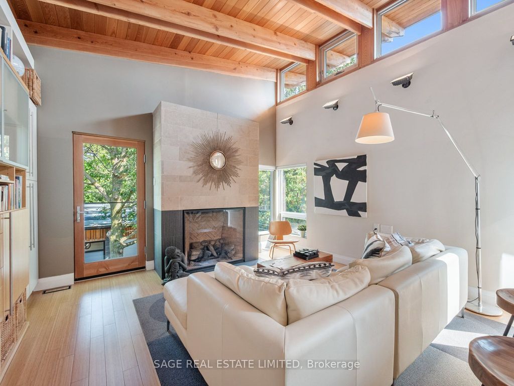 Photo of 53 jersey Avenue, Toronto, ON M6G 3A4 (MLS # C12514266)