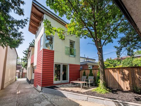 53 jersey Avenue Toronto ON M6G 3A4