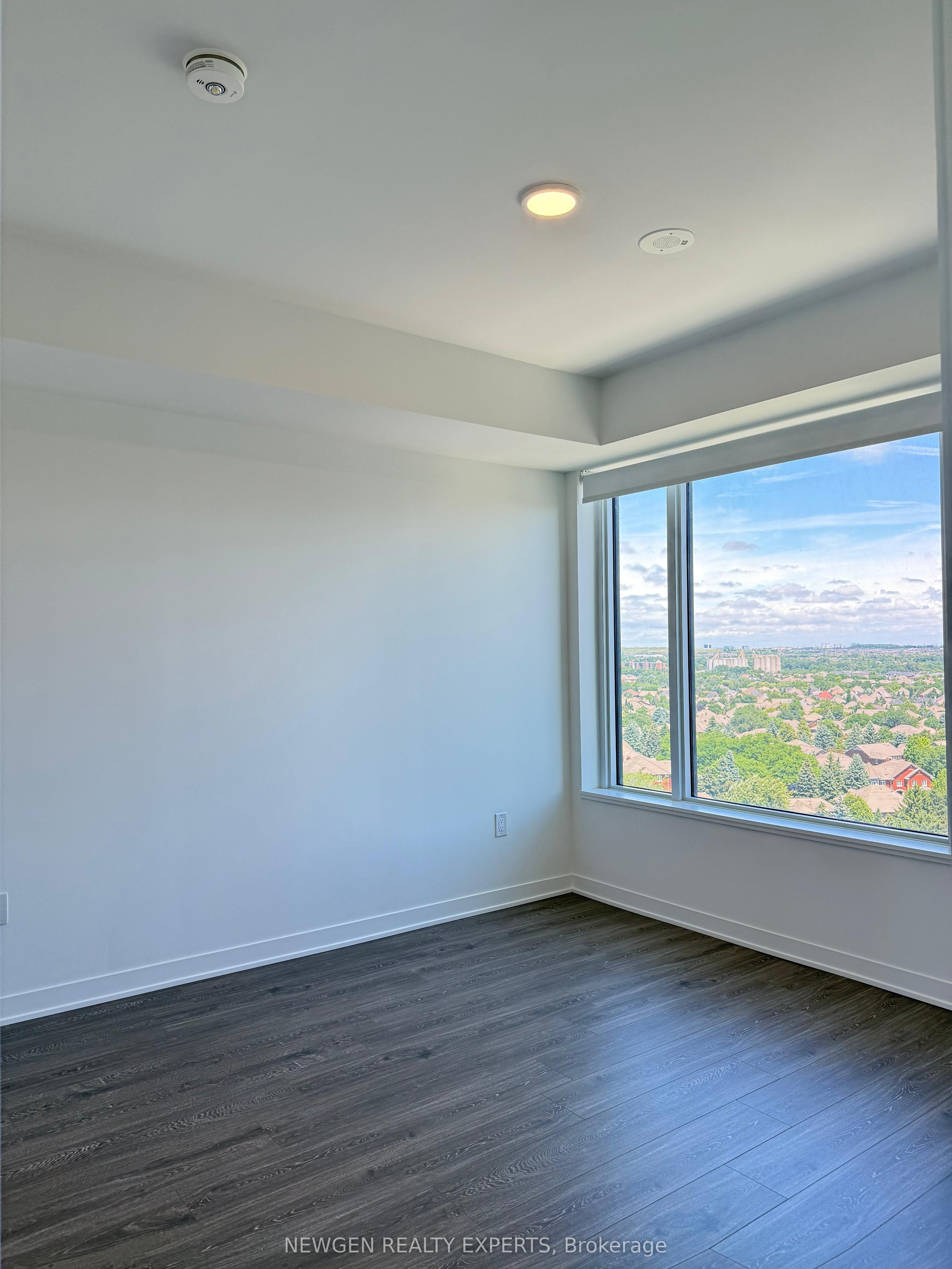 2495 Eglinton Avenue W 1203