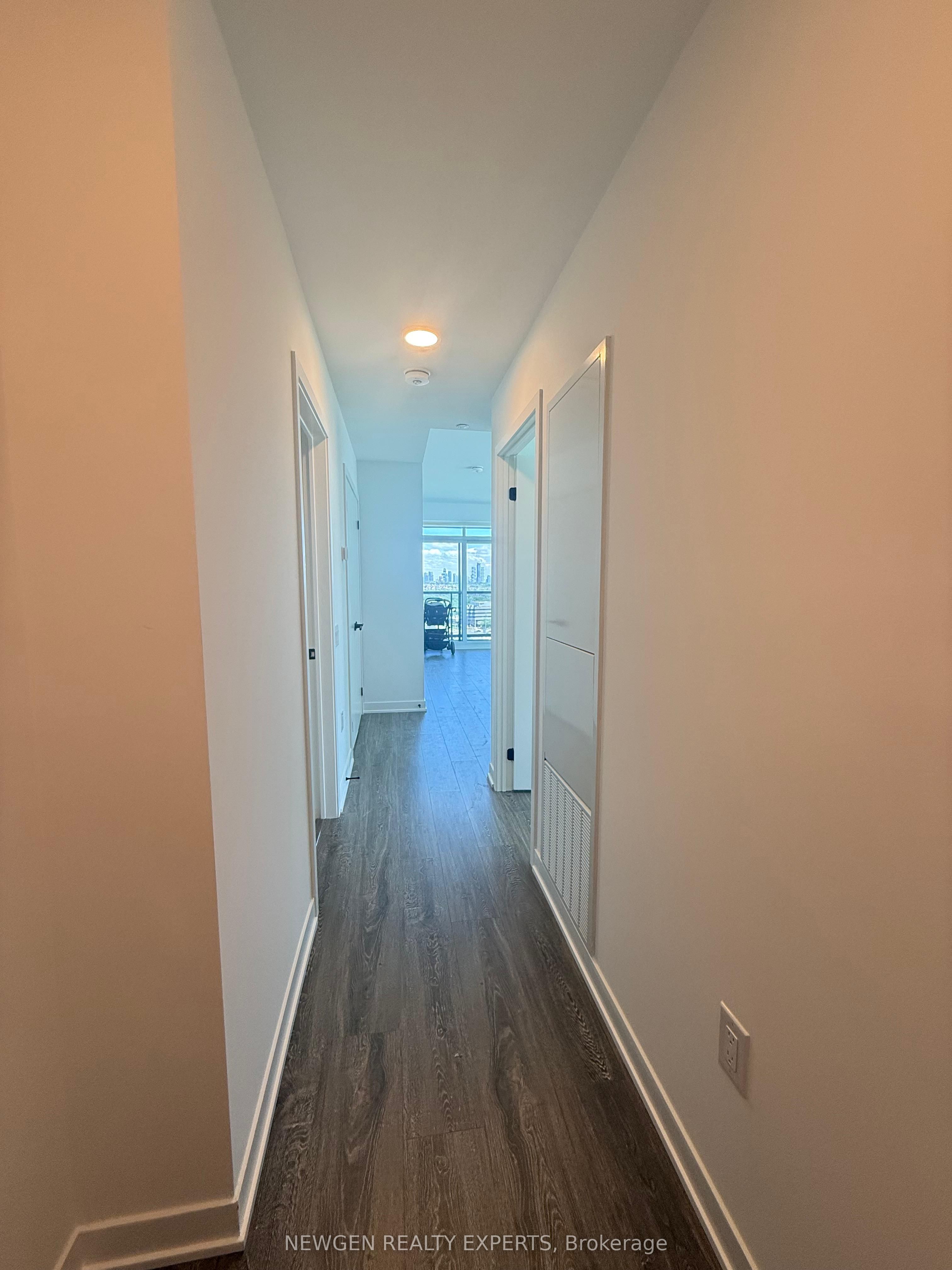 2495 Eglinton Avenue W 1203