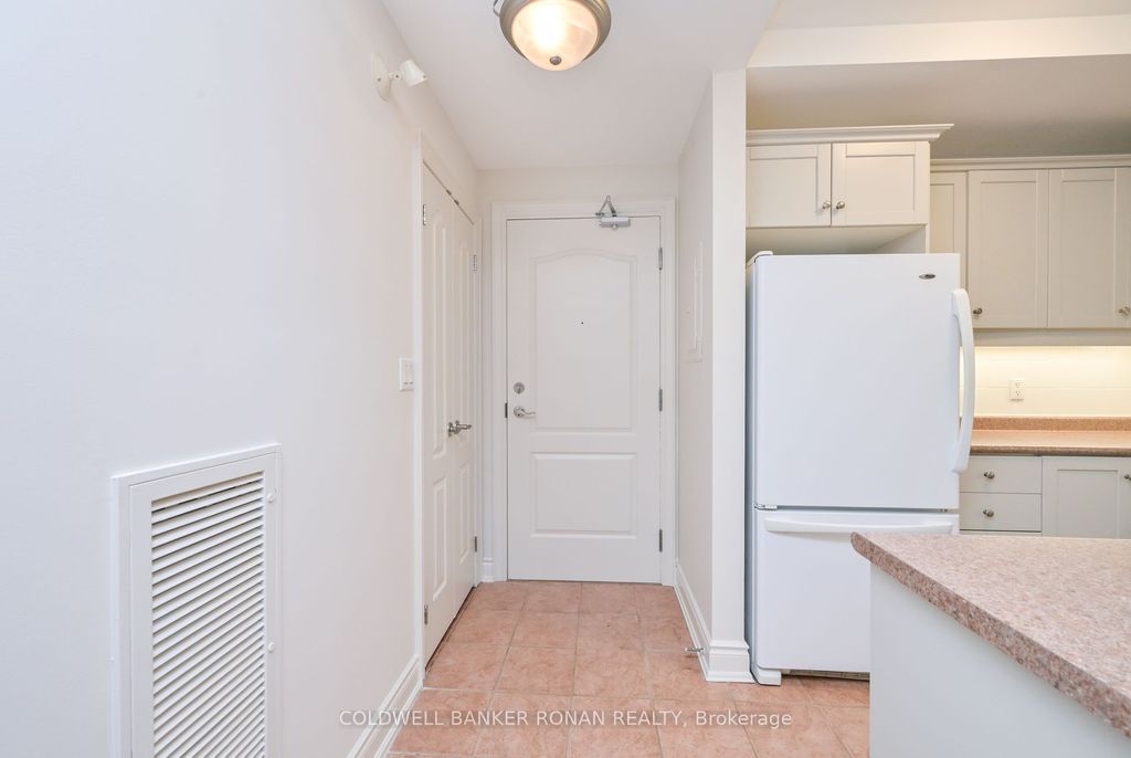 Photo of 78 Sunset Boulevard #202, New Tecumseth, ON L9R 2H5 (MLS # N12780678)