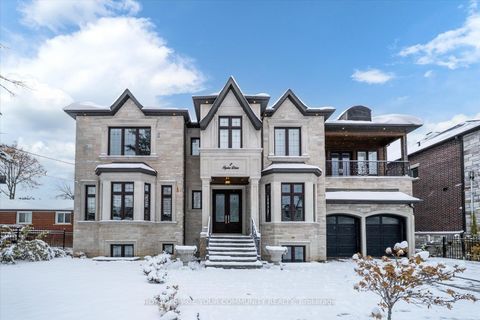 2 Poplar Drive Richmond Hill ON L4E 2W5