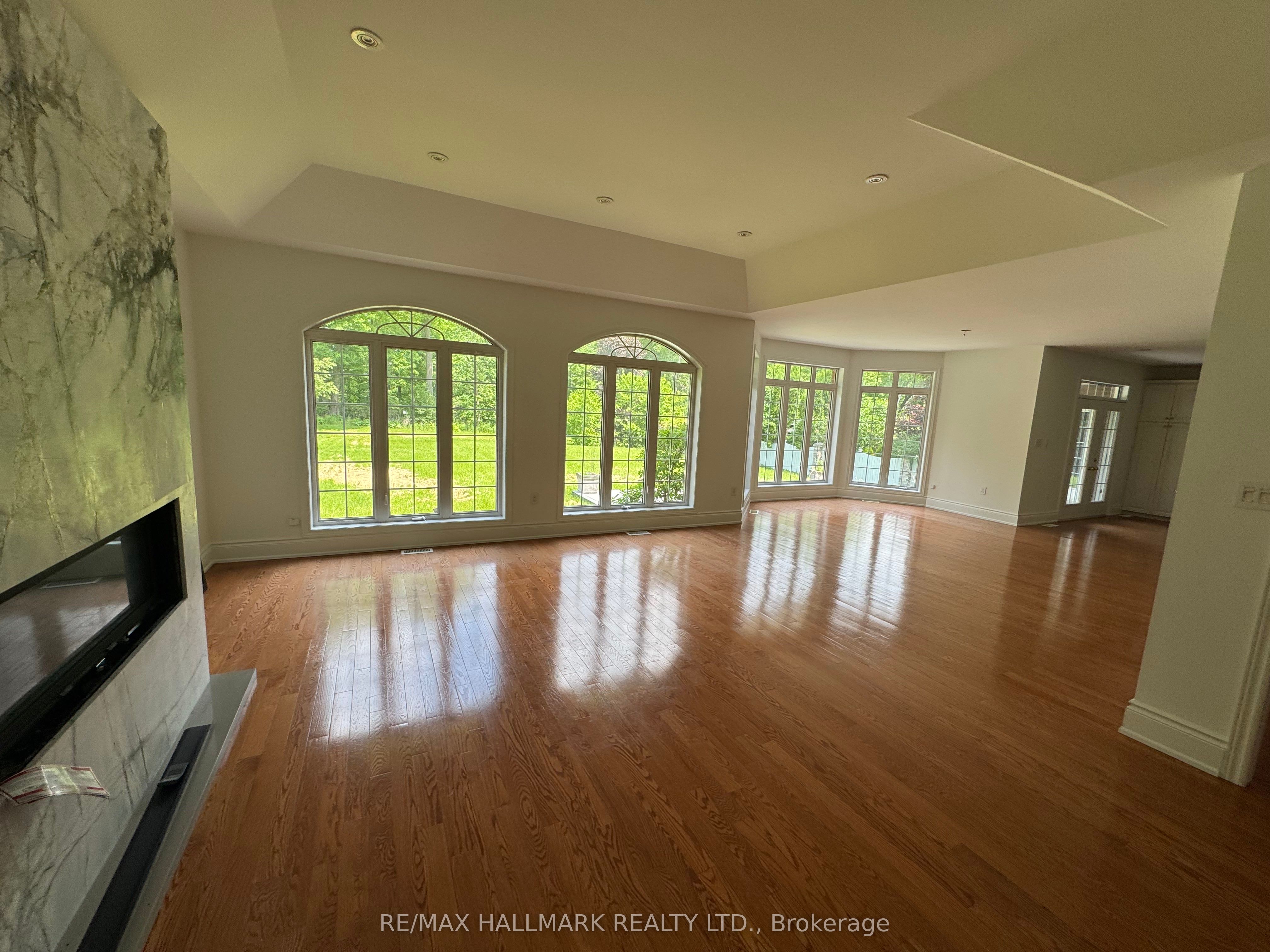 413 Coventry Hill Trail