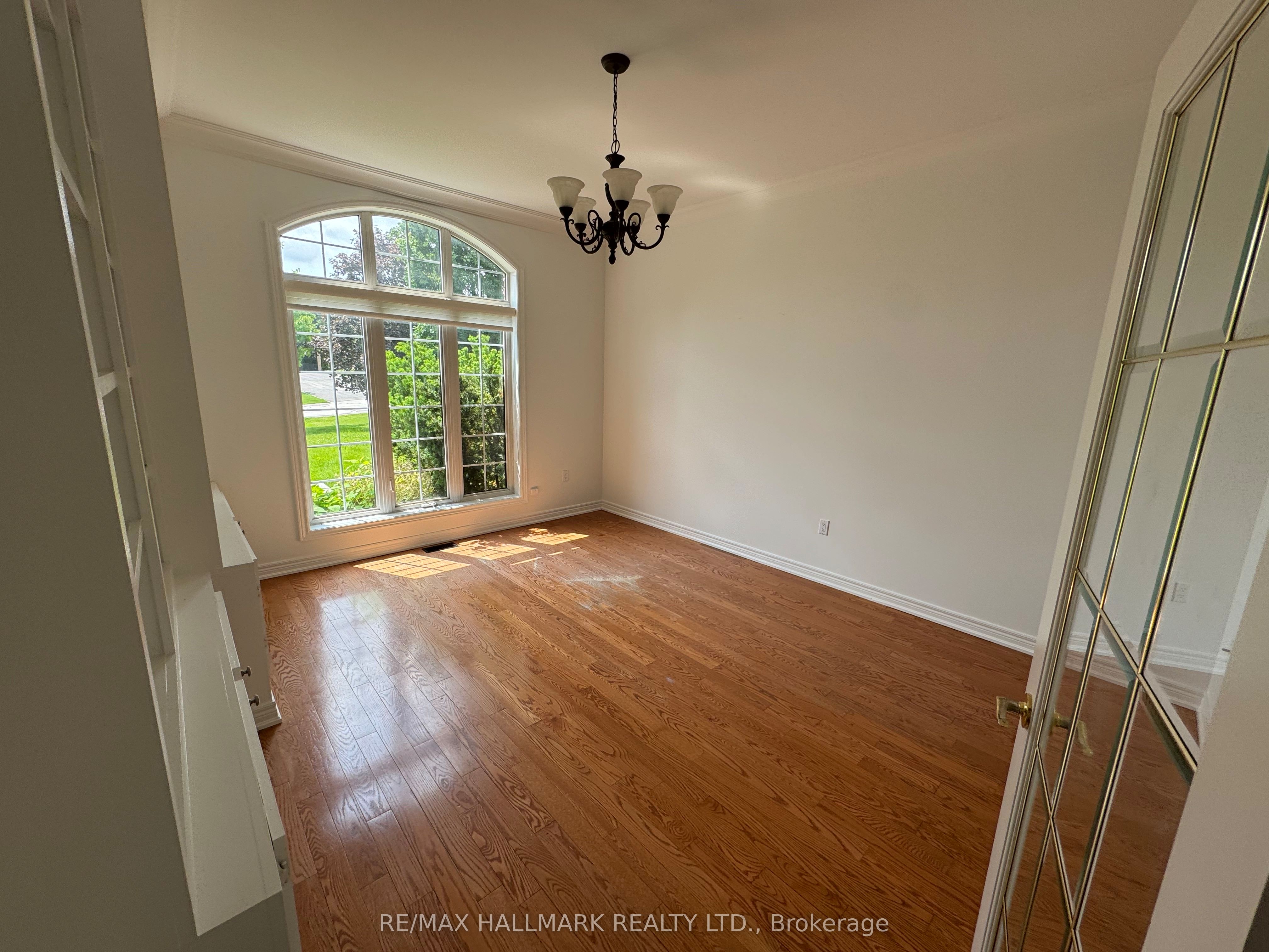 413 Coventry Hill Trail