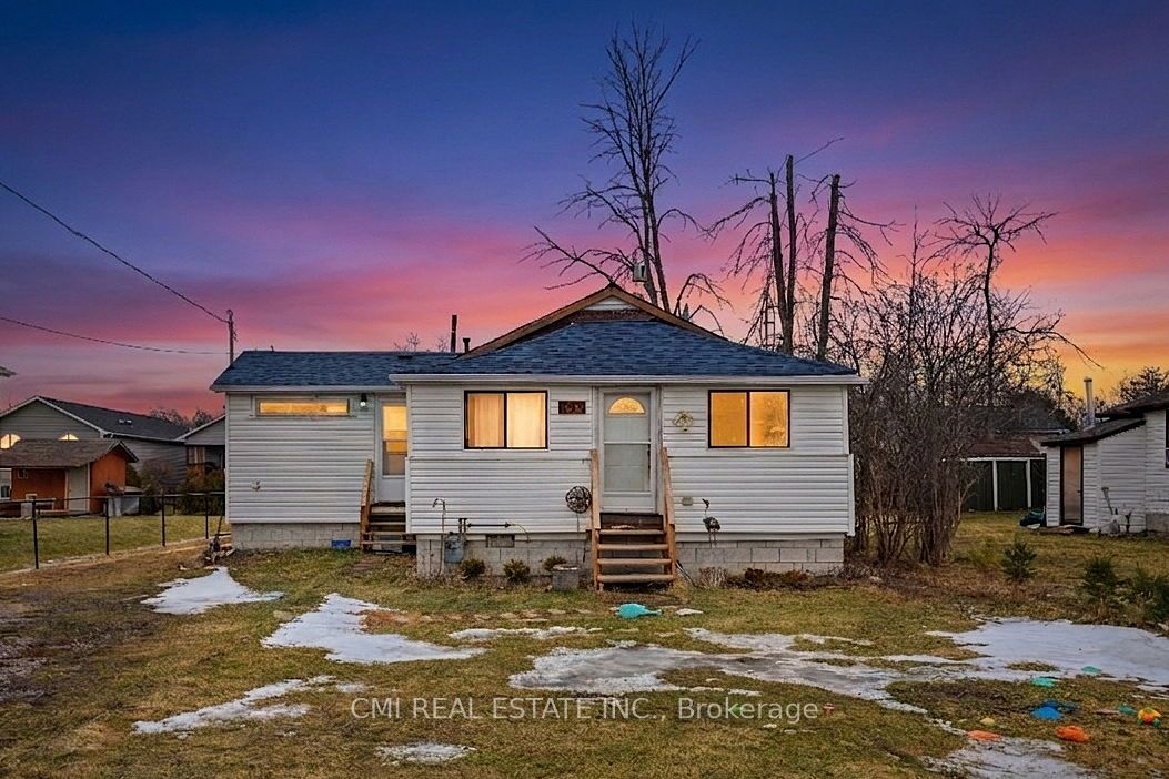 Photo 1 of 27 — 795 Third Avenue, Georgina, ON L0E 1S0