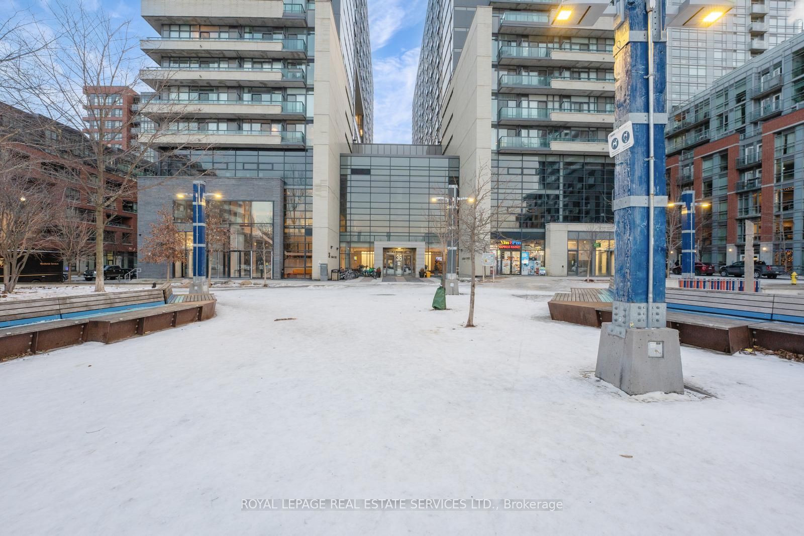 36 Lisgar Street 1003E
