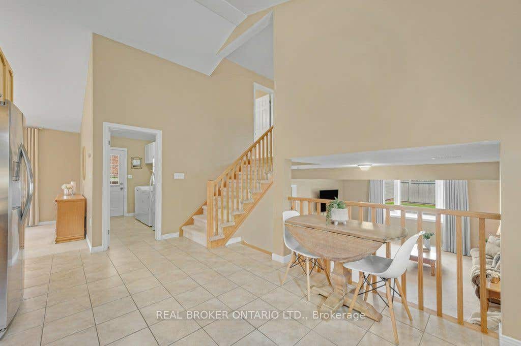 Photo of 51 Sundance Crescent, Hamilton, ON L0R 1P0 (MLS # X13237906)