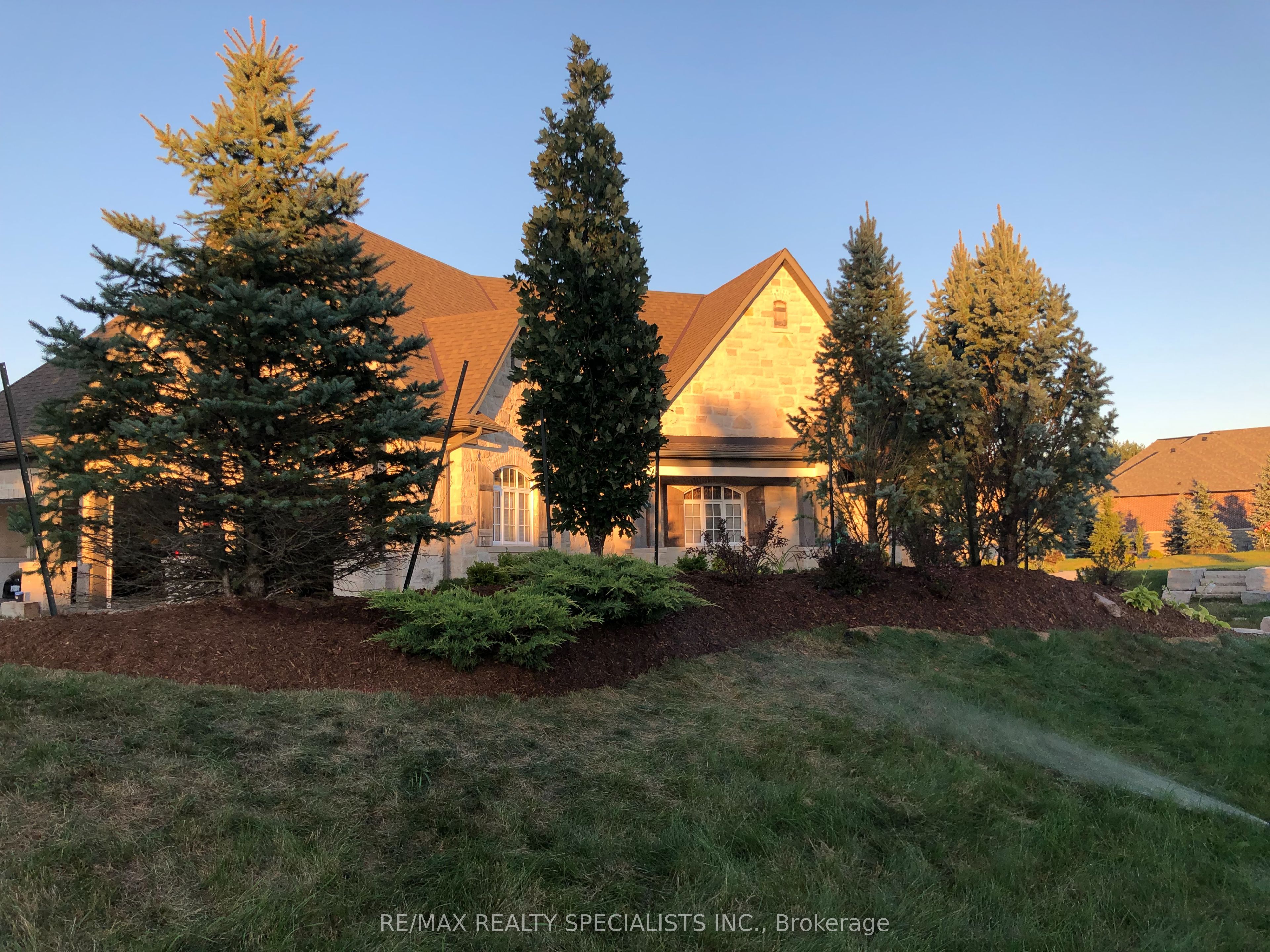 1 Edgewild Drive
