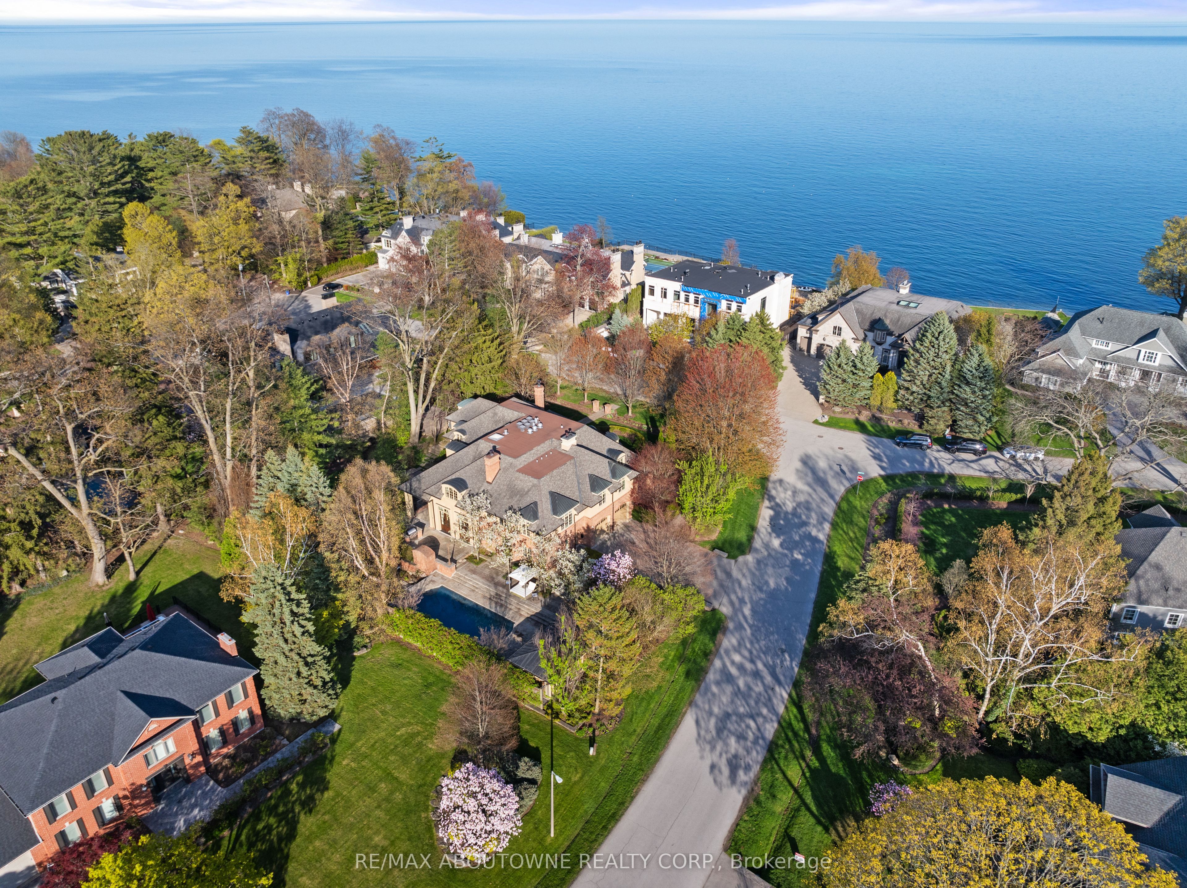 1081 Argyle Drive