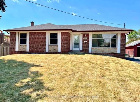 462 Tennyson Drive Oakville ON L6L 3Z1