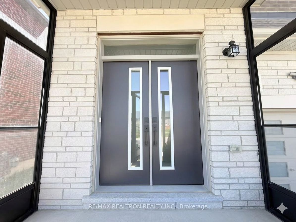 119 Schmeltzer Crescent